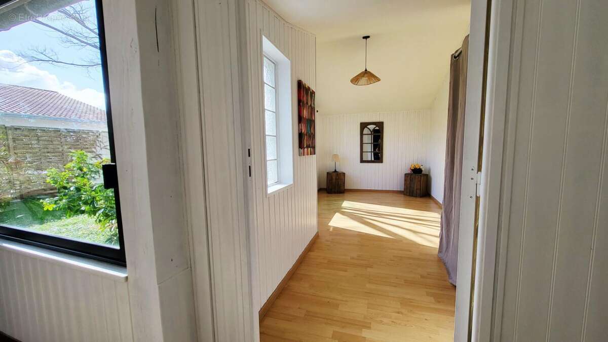 La rochelle - 17137 - maison plain pied - 2 chambres - jardin - parking - photo 11
