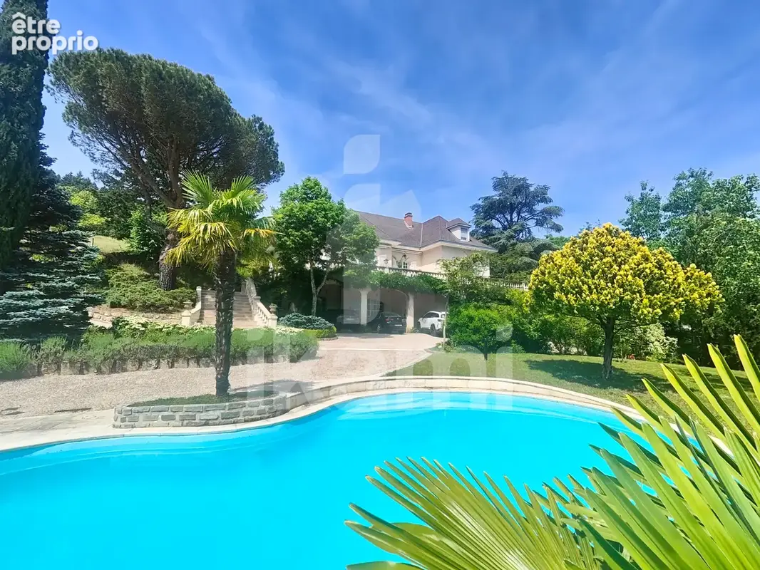 Demeure de caractère avec parc paysager et piscine - photo 3