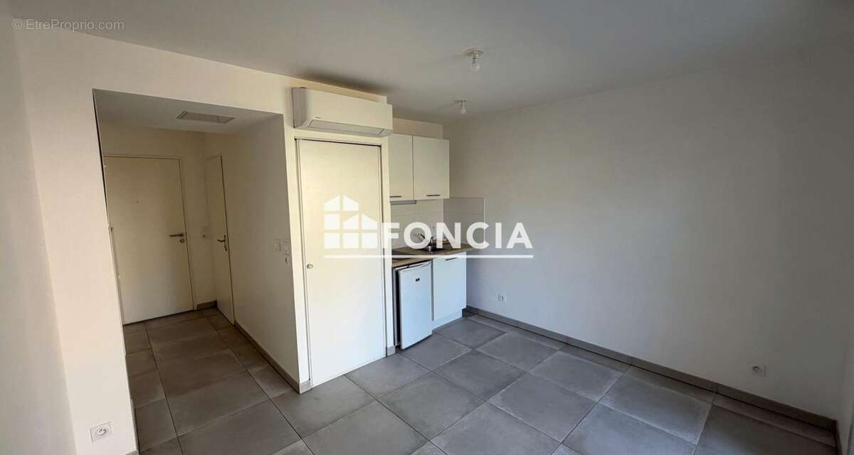 Appartement à BORMES-LES-MIMOSAS