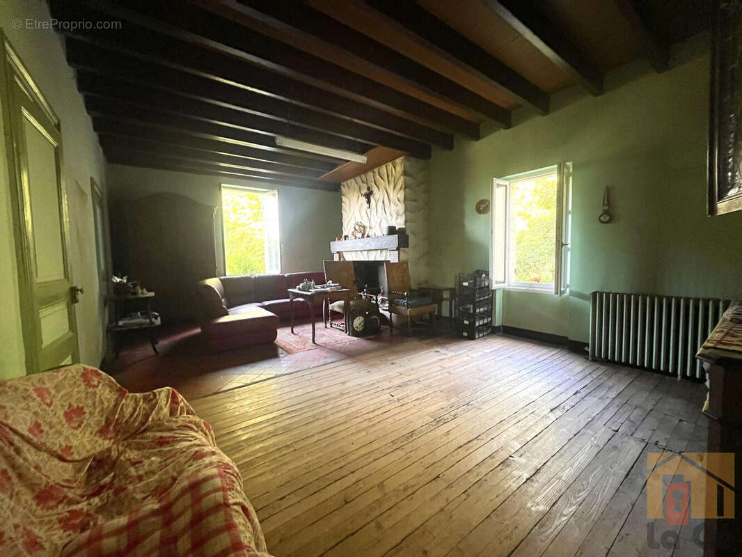 Maison à COLAYRAC-SAINT-CIRQ