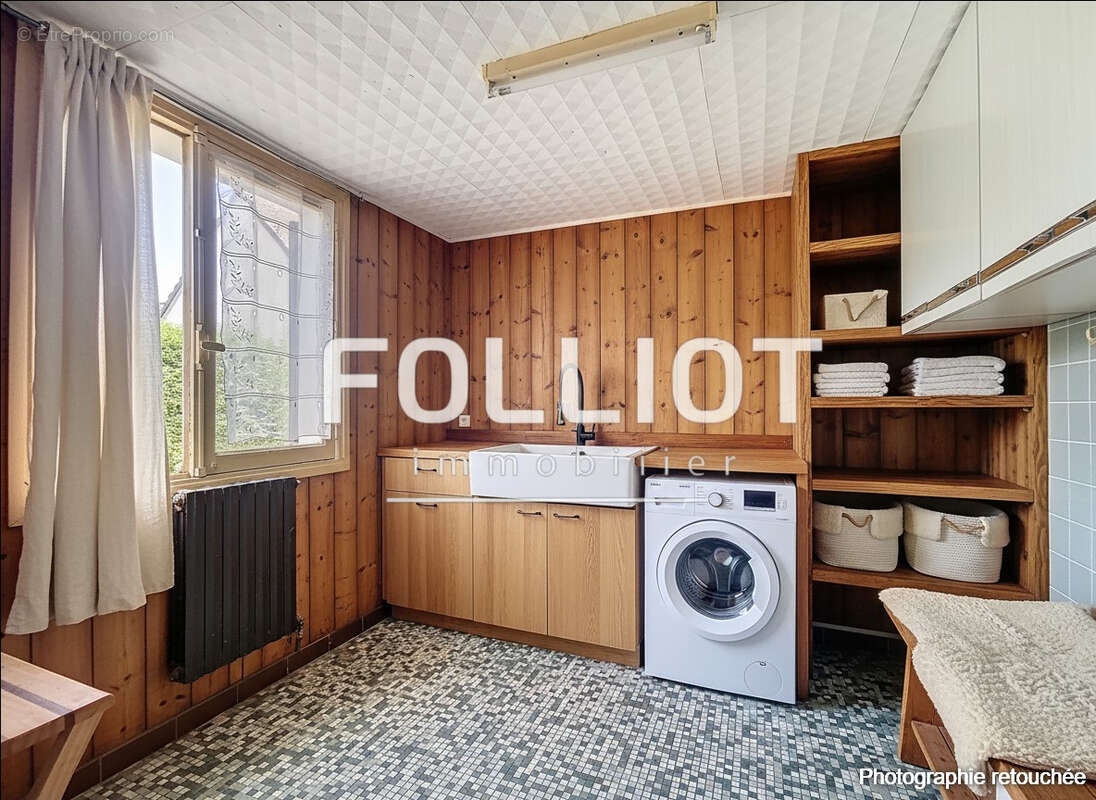 Maison à JULLOUVILLE