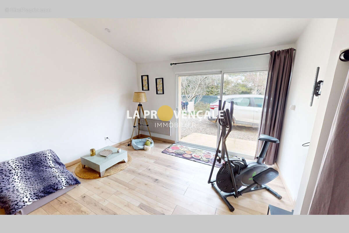 Maison à SAINT-JULIEN