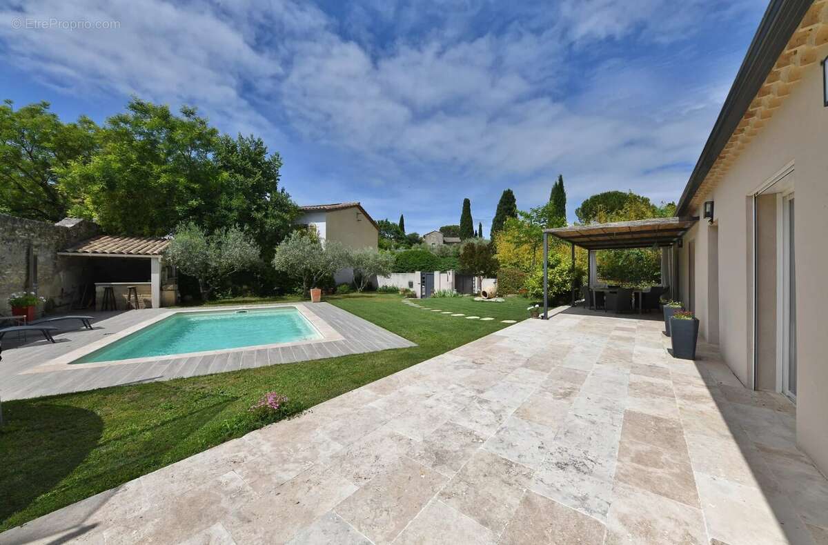 Maison à UZES