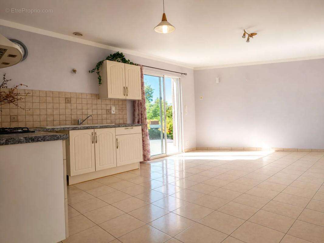 Maison de 6 pièces de 132 m² à Le Temple-sur-Lot - photo 5