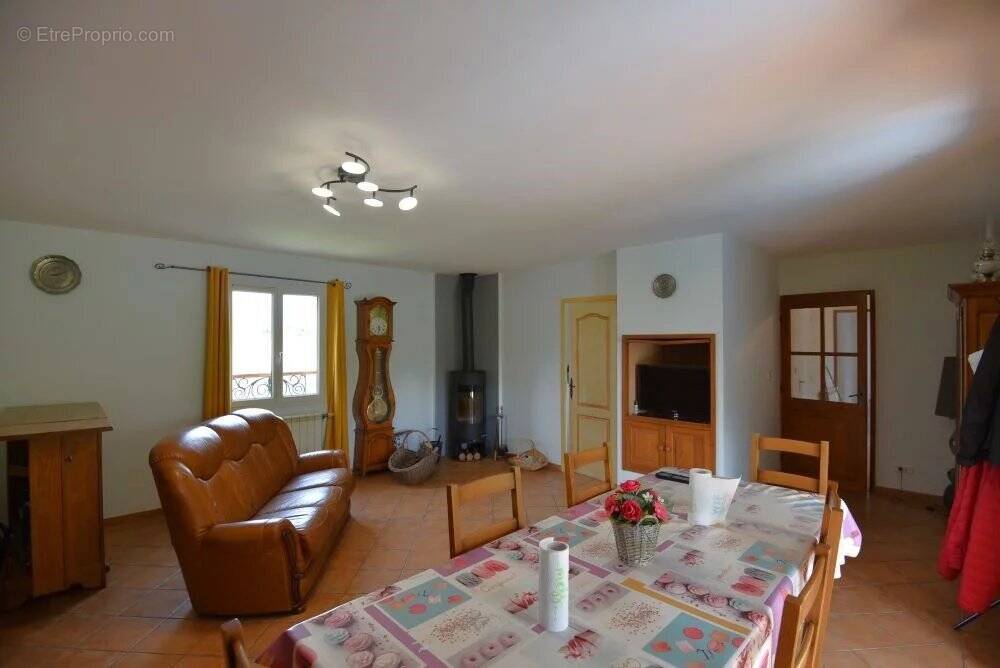 Maison à SAINT-PAUL-EN-FORET