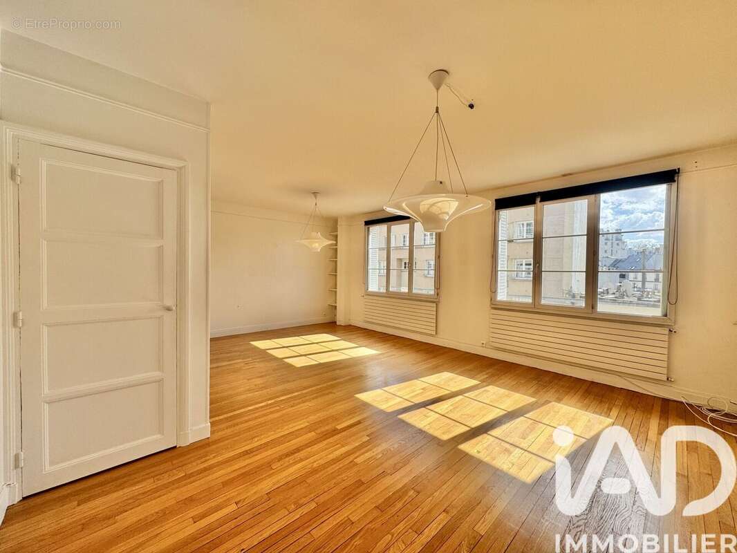 Photo 2 - Appartement à ISSY-LES-MOULINEAUX