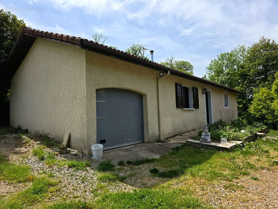 Maison à LA COTE-SAINT-ANDRE