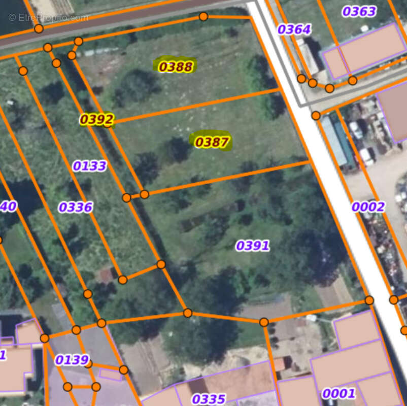 Terrain à RINGENDORF