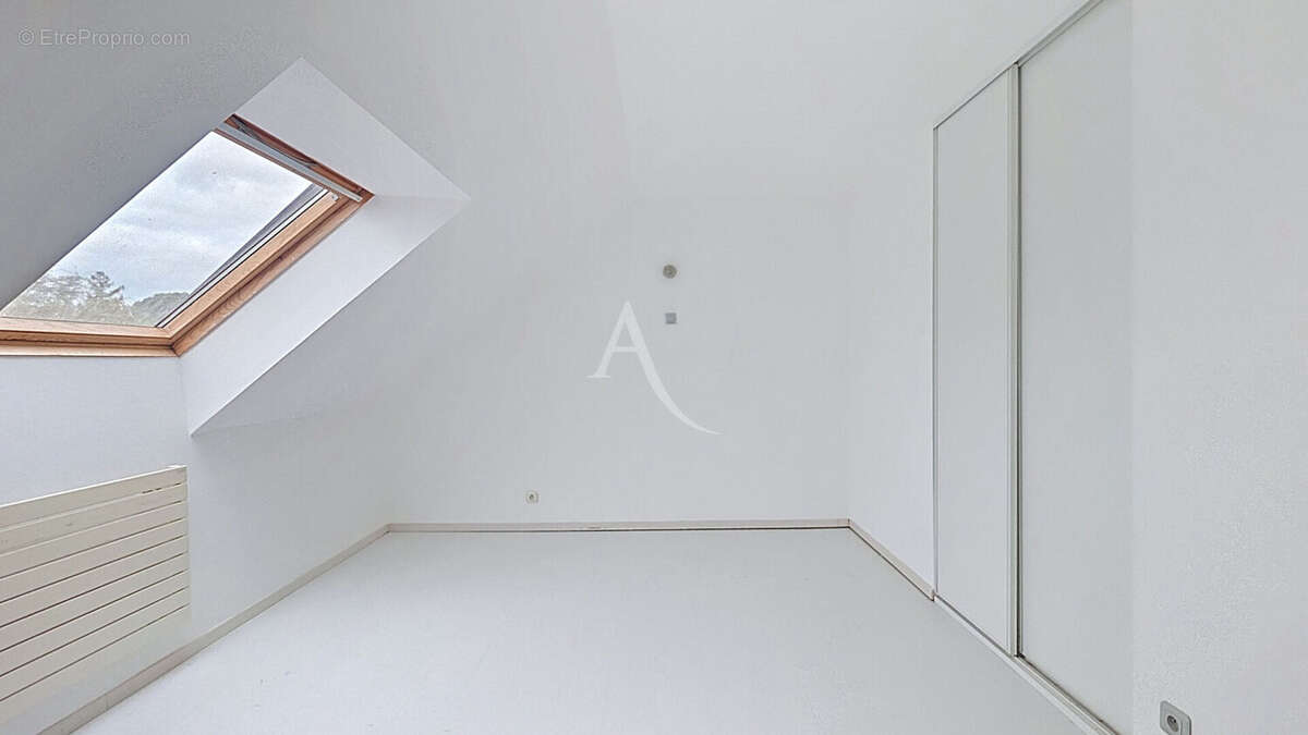 Maison à BOUCHEMAINE