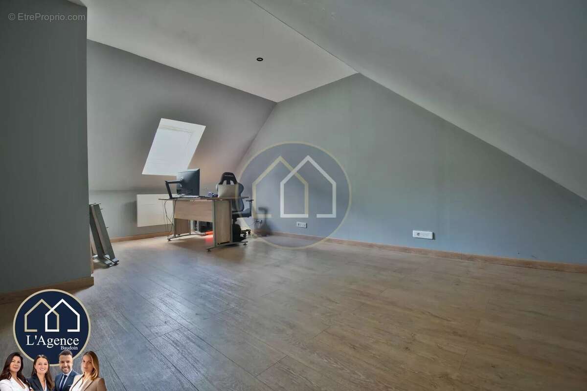 Maison à NOGENT-LE-ROI