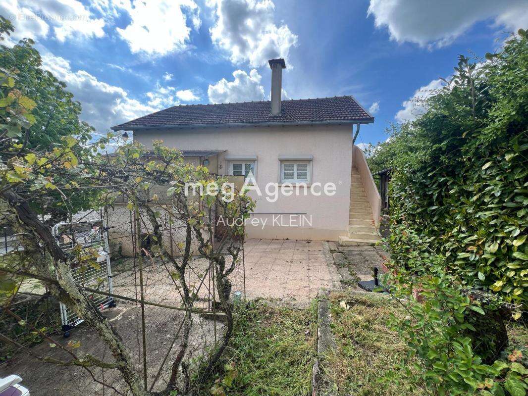 Maison sur sous sol et terrain clos de 680m2 - photo 13