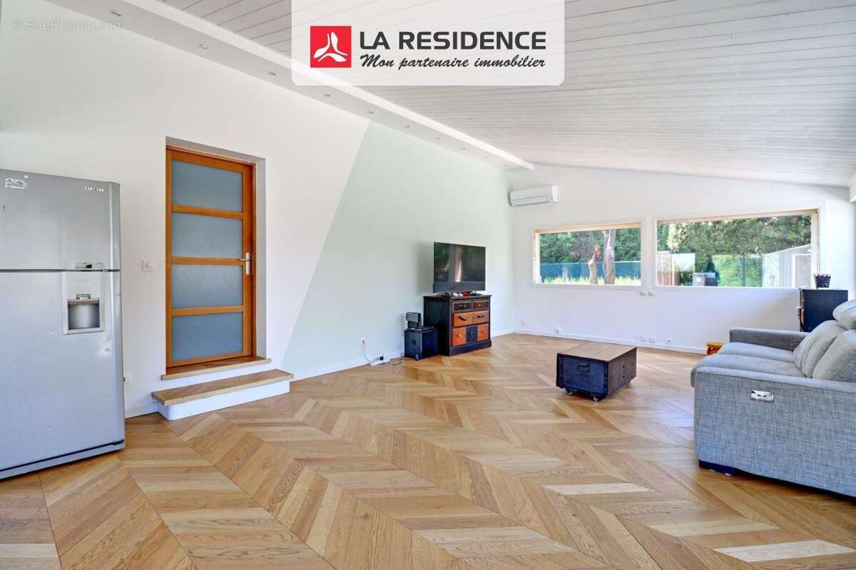 Maison 110 m² à Carrieres-Sous-Poissy  - photo 4