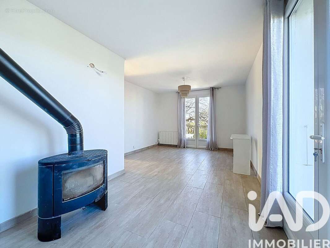 Photo 4 - Maison à BOISSISE-LE-ROI