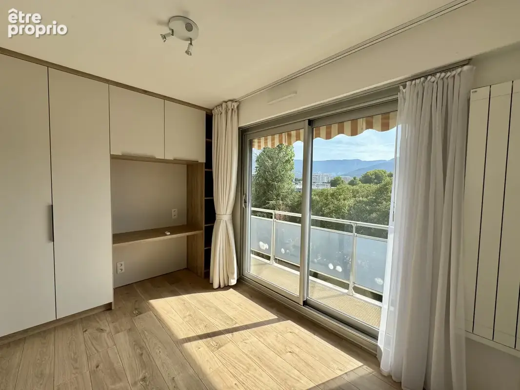 Spacieux appartement T6 de 135m2 - Triple expositions - Cave - photo 14