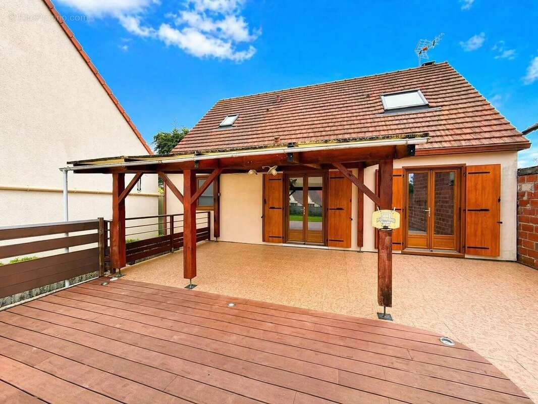 Maison à TOURNAN-EN-BRIE