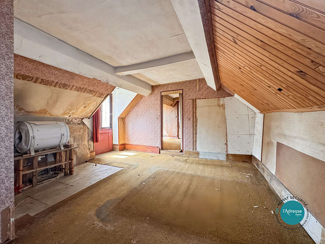 Maison à MENNECY