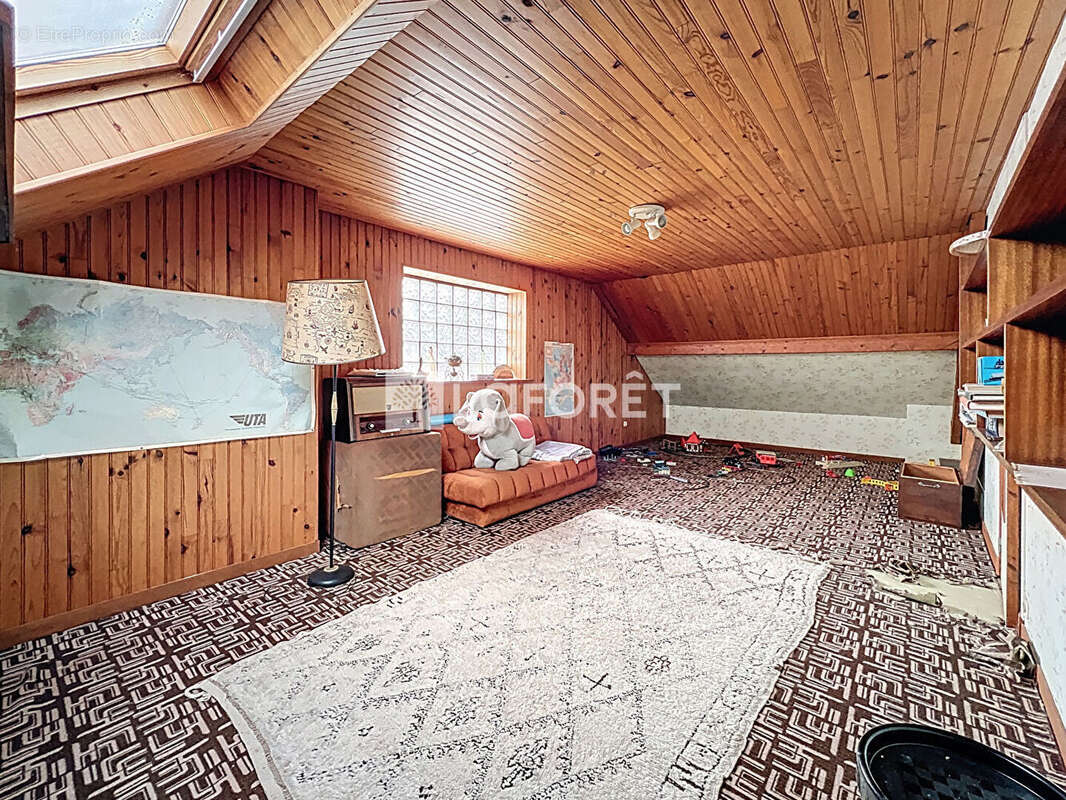 Maison Yerres 6 chambres + T2 avec accès indépendant. - photo 11