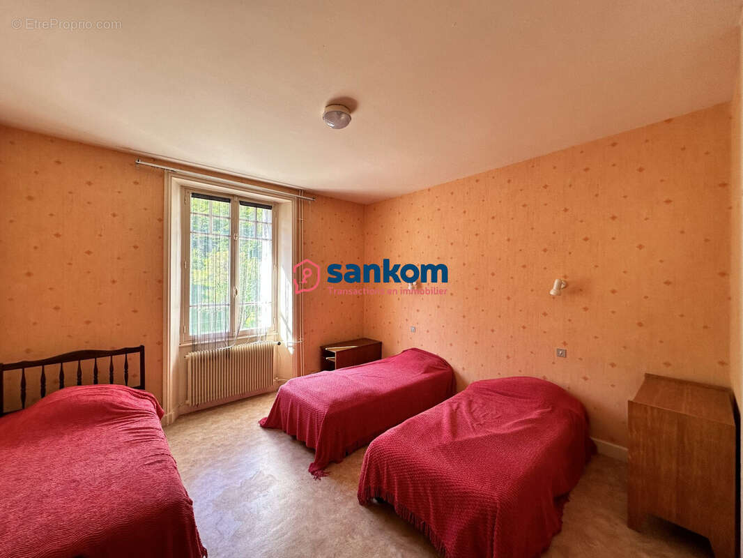 Appartement 350 m² à Lavoute-Sur-Loire  - photo 7