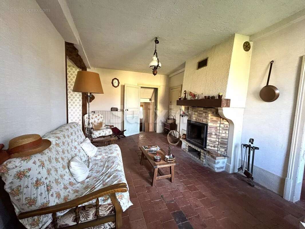 Maison à SAINTE-MAGNANCE