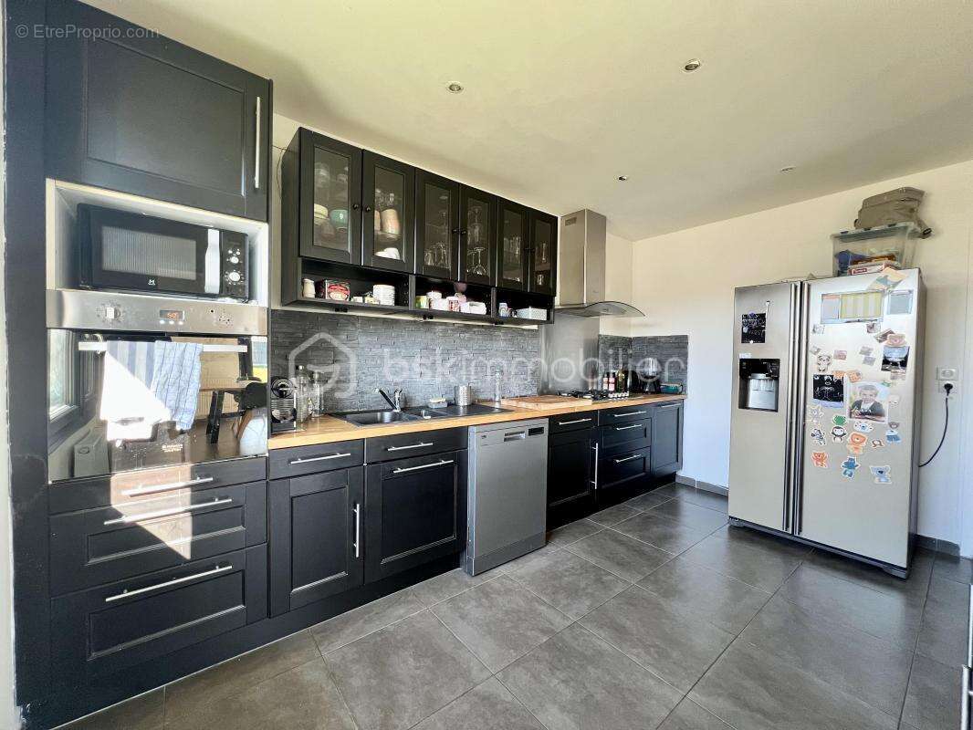 Maison à SAINT-MARTIN-DE-LAYE