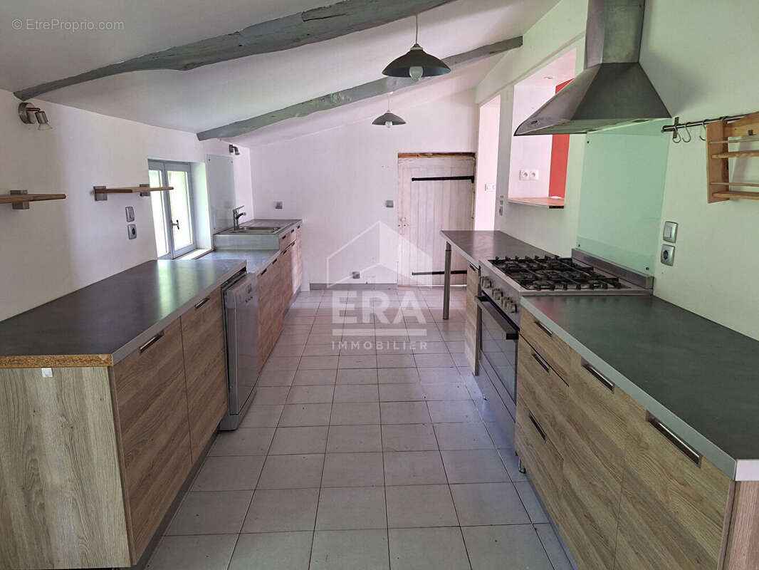 Maison à MONTPON-MENESTEROL