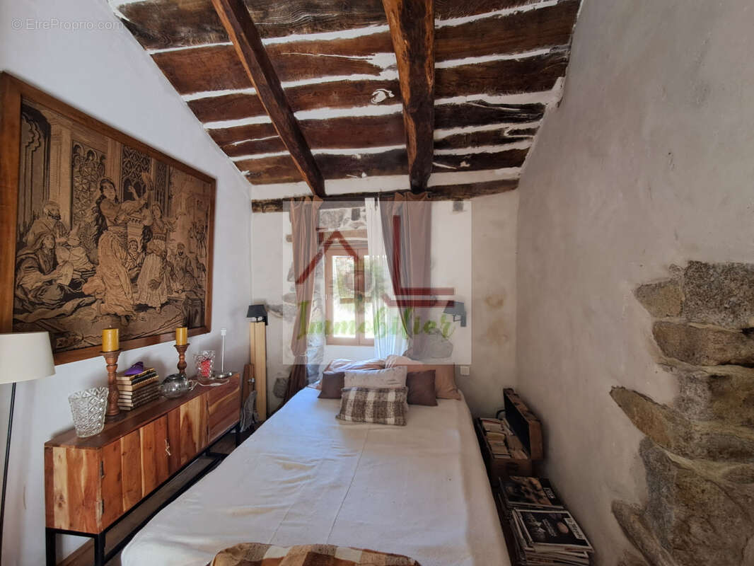 Maison à SAINTE-MARGUERITE-LAFIGERE