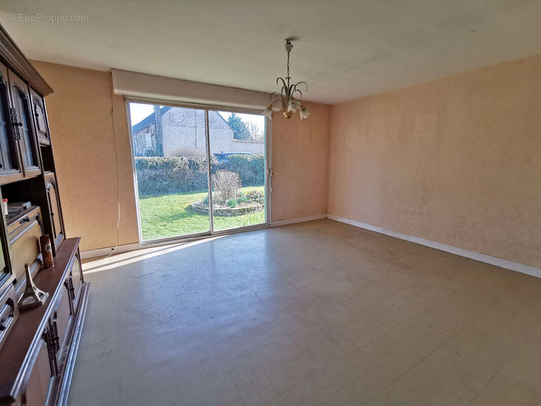 Maison à SAINT-MARTIN-DE-NIGELLES