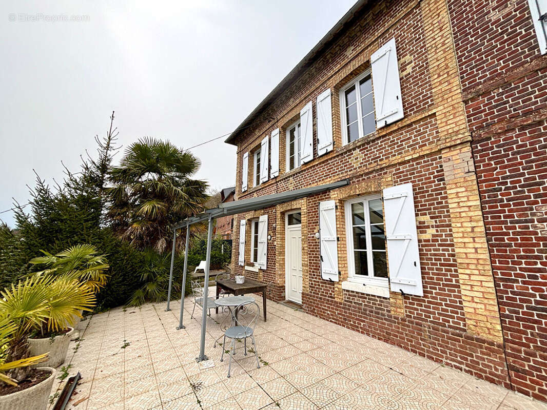 Maison à GRUCHET-LE-VALASSE