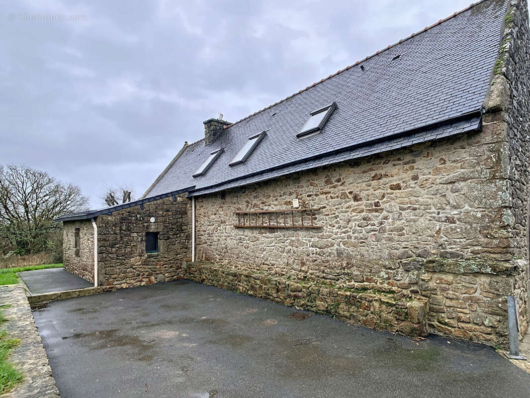 Maison à LANDEVANT