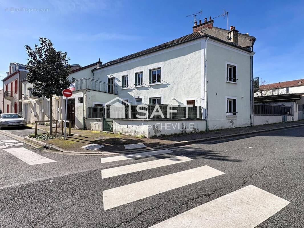 Photo 1 - Maison à VICHY
