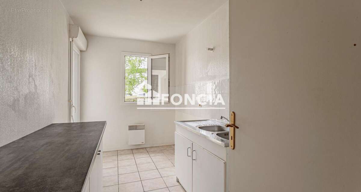 Briscous T3 de 64m2 avec terrasse, parking et cave - photo 4