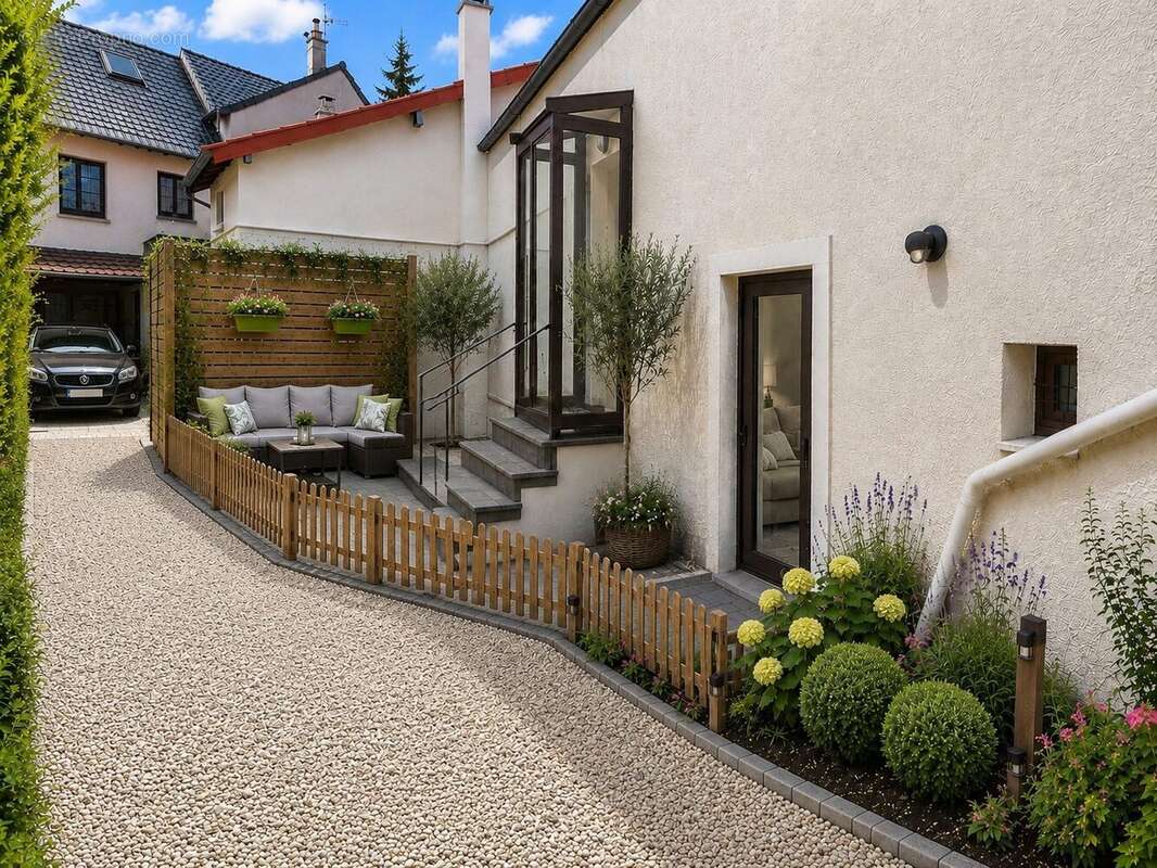Maison à LES MUREAUX