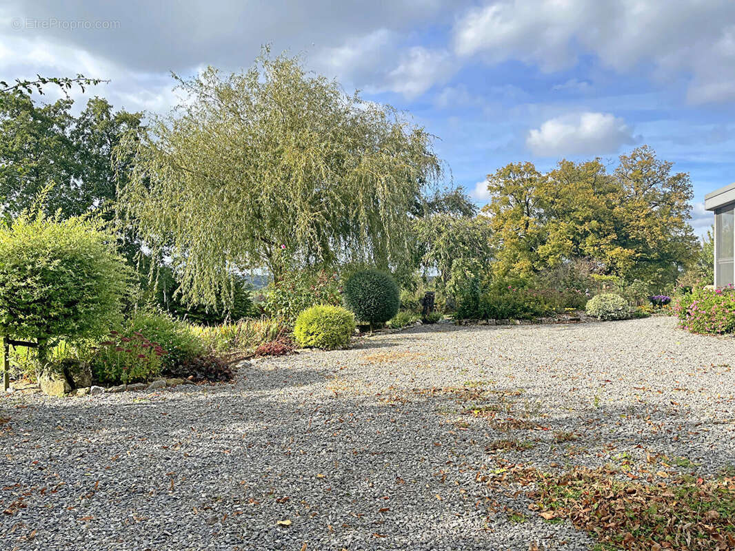 Maison à SIGNY-L'ABBAYE