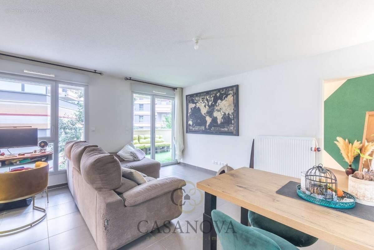 Appartement à CASTELNAU-LE-LEZ
