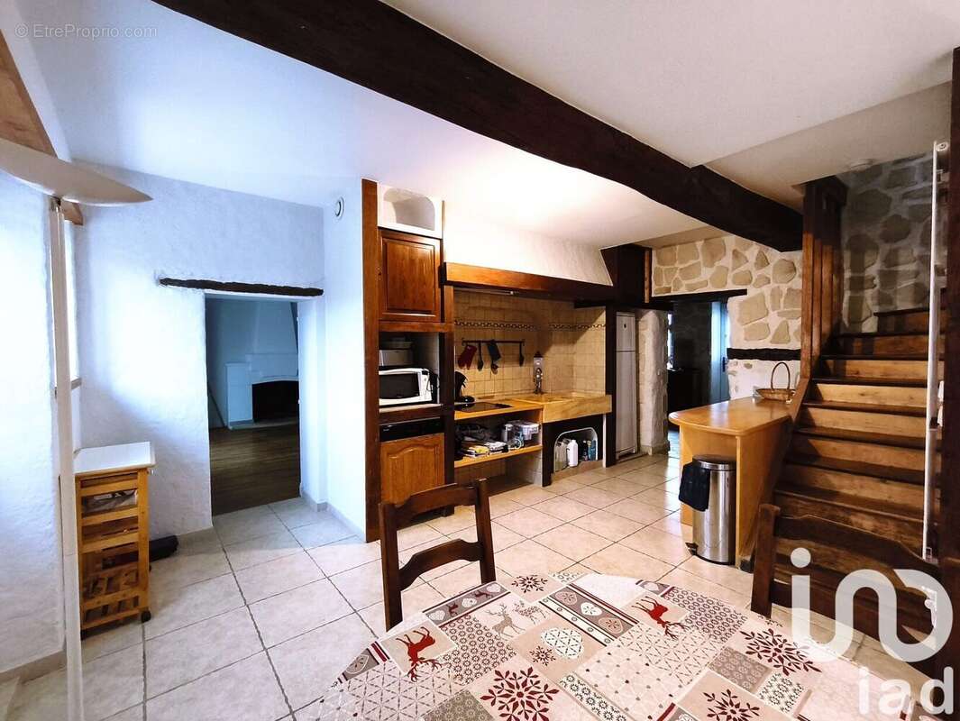 Photo 4 - Maison à CHATENAY-SUR-SEINE