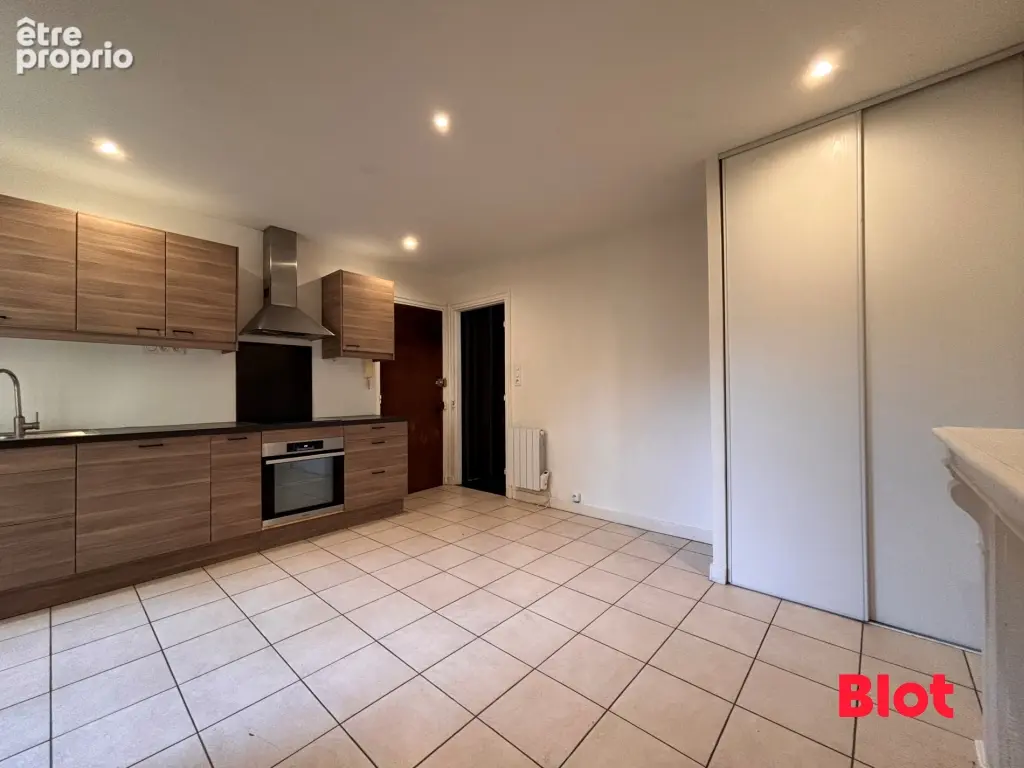Appartement 3 pièces 72 m² à vendre à Brest (29200) - photo 3