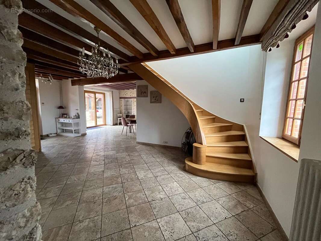Maison à AUNEAU