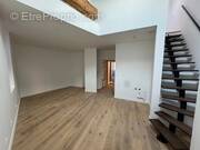 Appartement à SAINT-GENIS-LAVAL