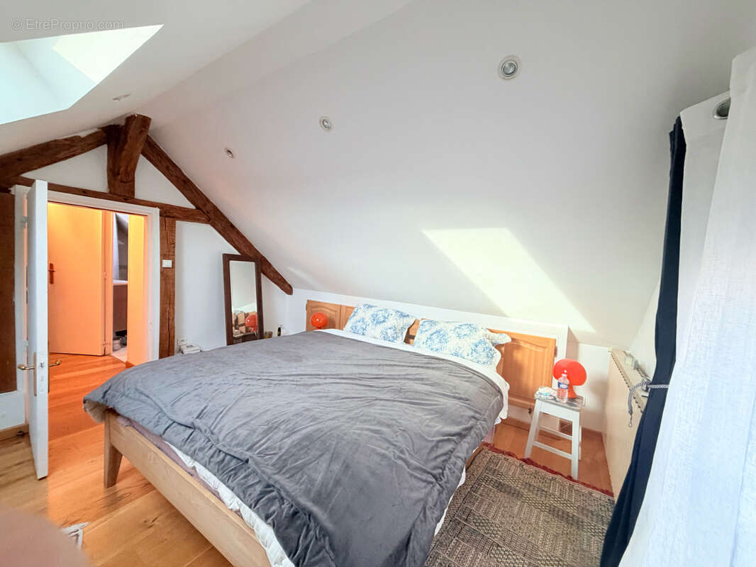 Maison à HOUDAN