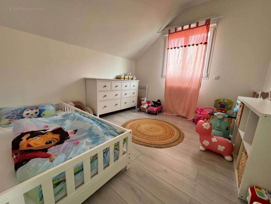 Appartement à VILLIERS-LE-BEL