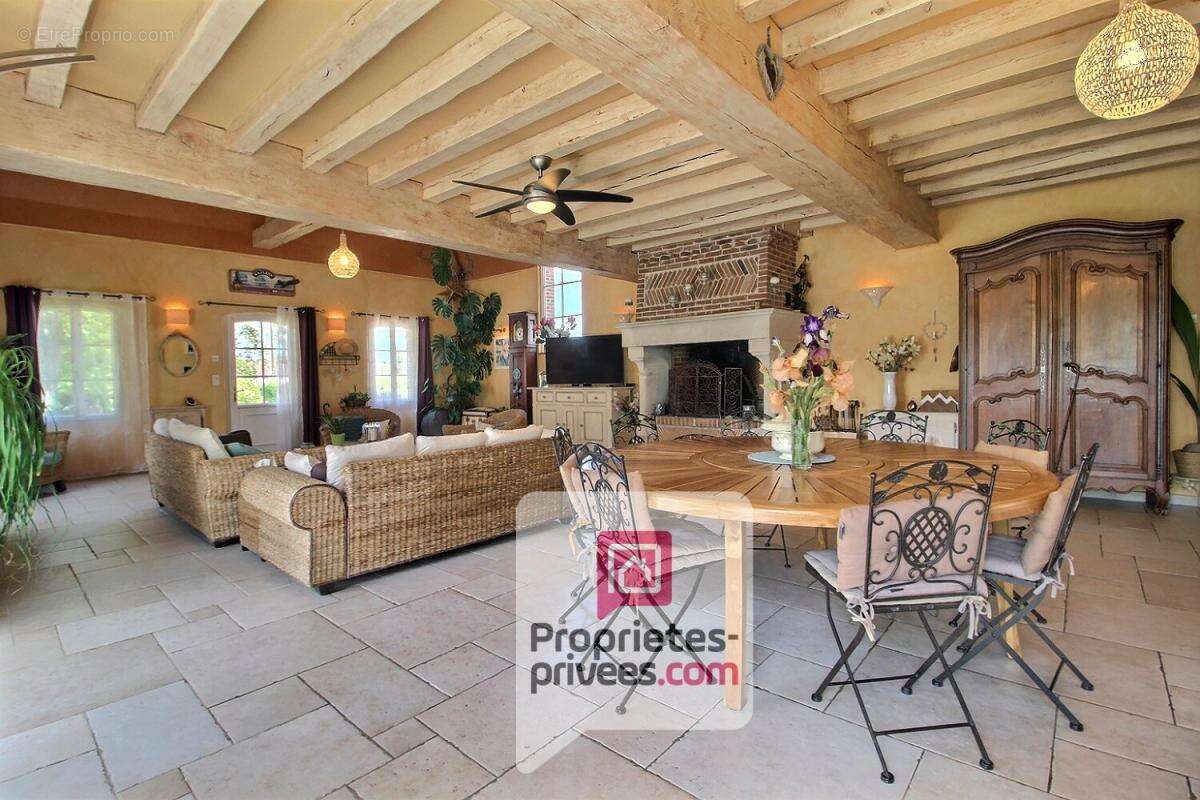 Maison à SAINT-GERMAIN-DES-PRES