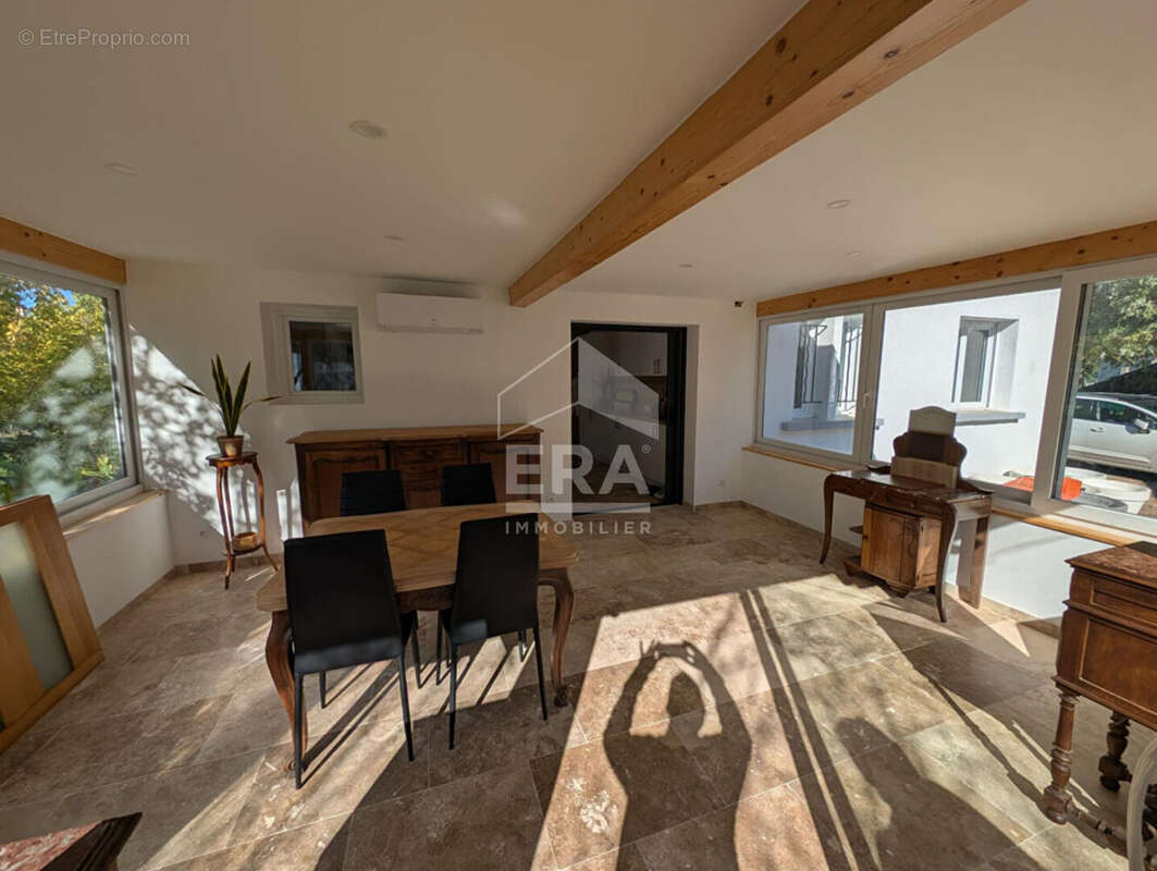 Maison à MONTPON-MENESTEROL