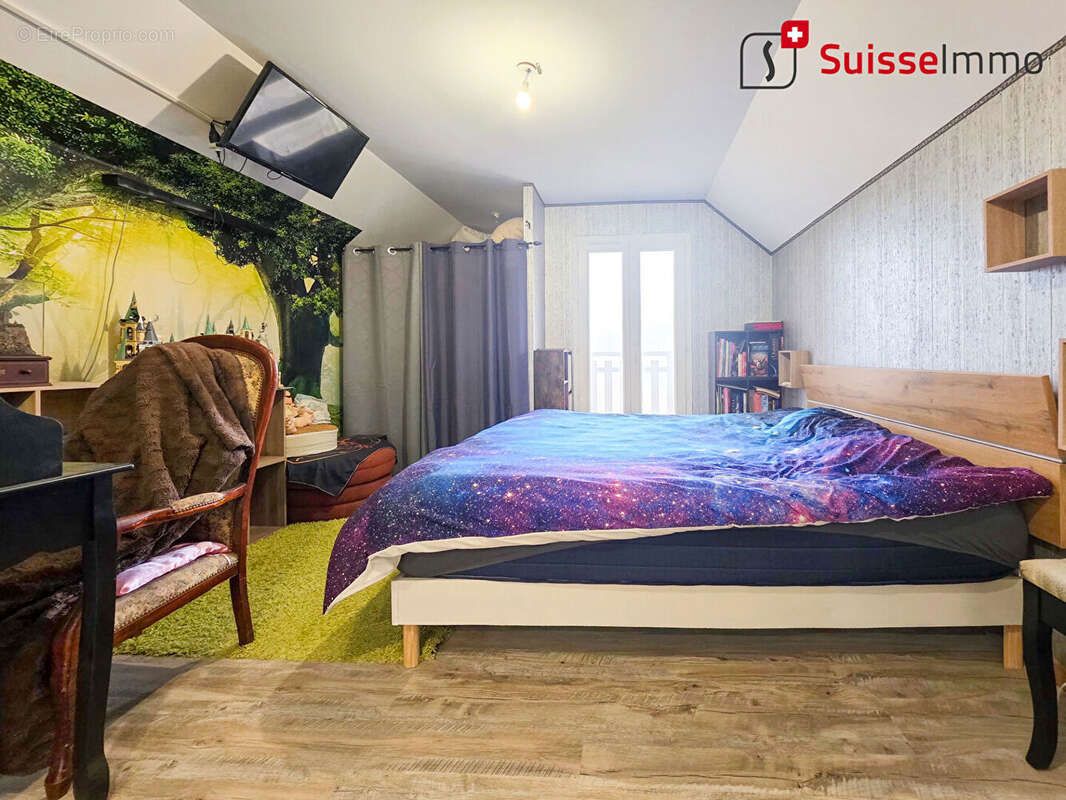 Maison à MONTBOUTON