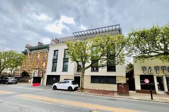 Appartement à SAINT-MAUR-DES-FOSSES