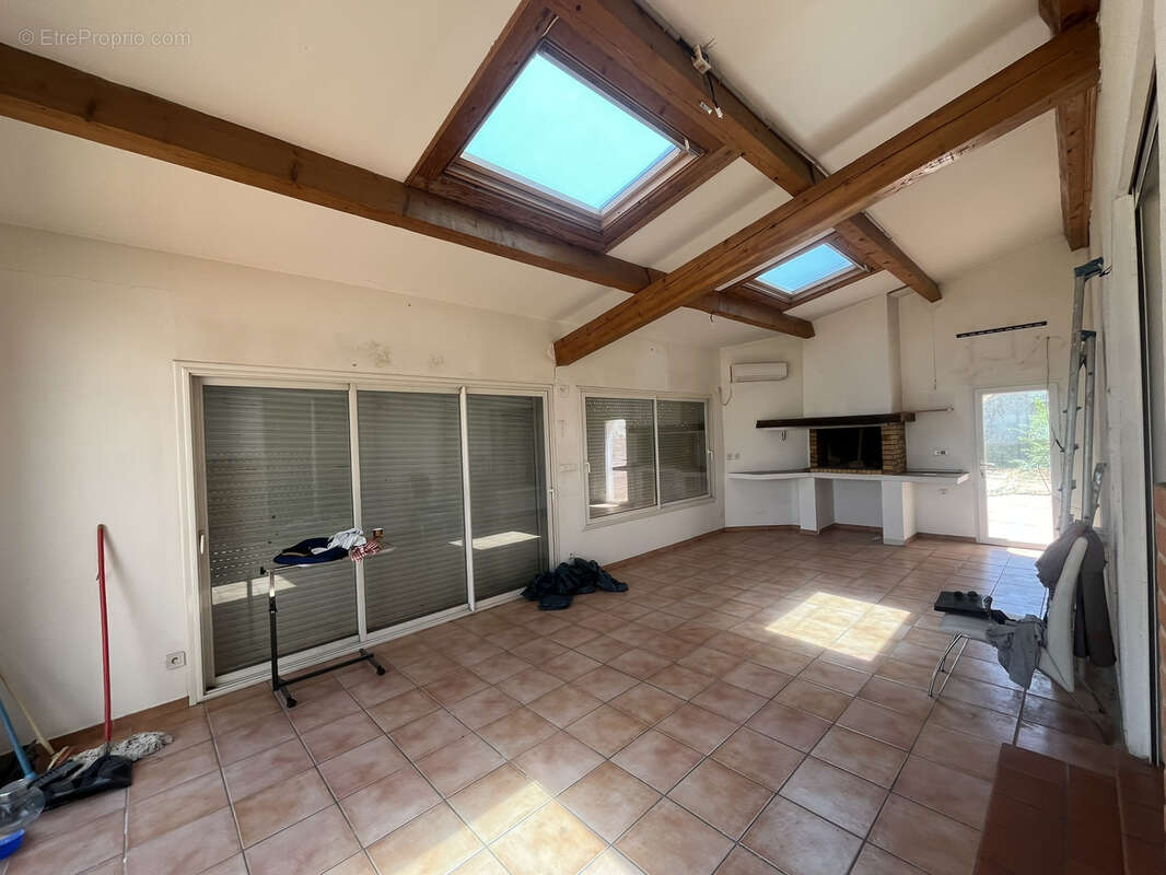 Maison de style comprenant 2 logements sur 1540m2 de parcelle divisible - photo 26