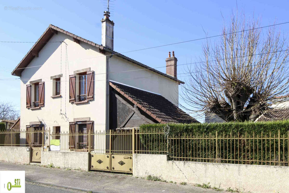Photo 1 - Maison à CHATILLON-COLIGNY