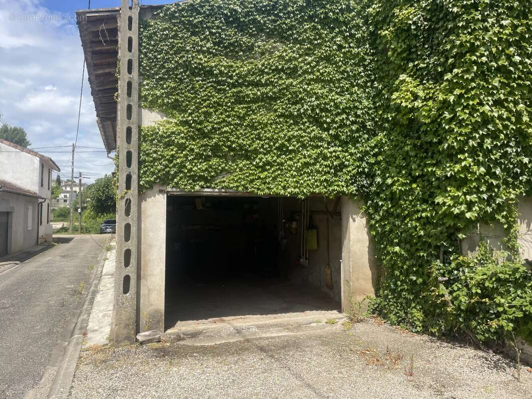 Maison à CLAIRAC