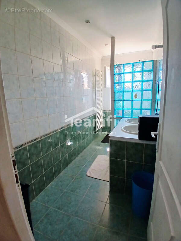 Maison à SAINT-CHRISTOL-LES-ALES