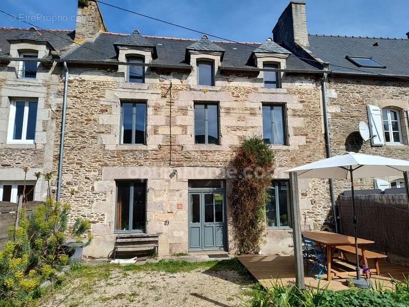 Maison à PLESLIN-TRIGAVOU