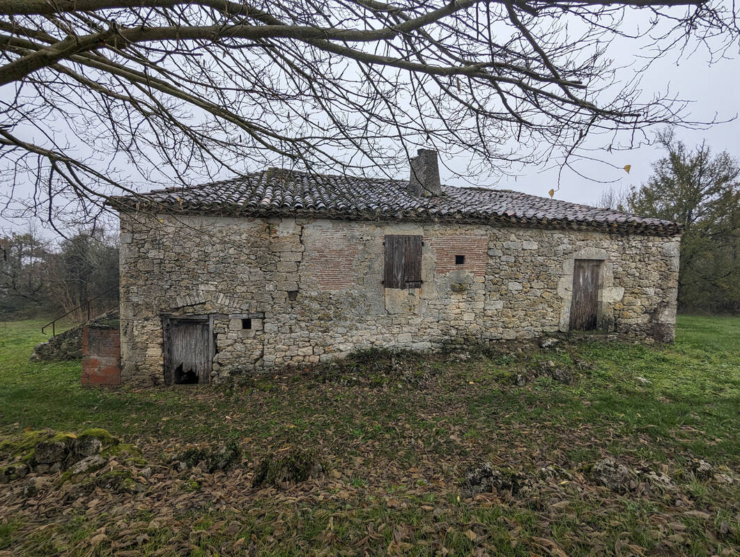 Maison à MONTAIGU-DE-QUERCY